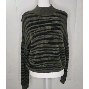 Jessica Simpson Womens Zebra Striped Army Green & Black Sweater Sz Small Cropped